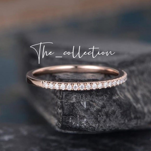 18K ROSE GOLD DIAMOND HALF ETERNITY BAND RING - Picture 4 of 5